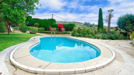 Carrer de Sant Pere Claver, Barcelona, Catalonia 08017 - Photo 3