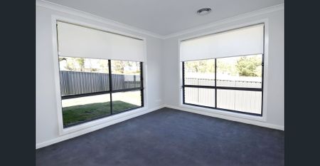 Light-Filled Family Living in a Premium North Orange Location - Photo 4