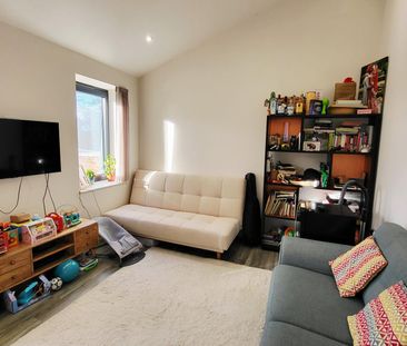 Wellington Road, Enfield - Photo 2