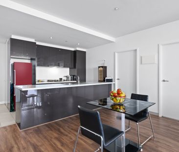 Perched on the 32nd floor of the coveted Bank Apartments. - Photo 5