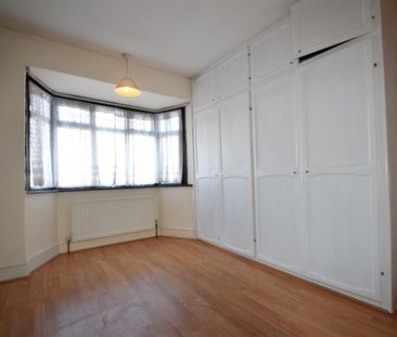 Floriston Avenue, Hillingdon, UB10 - Photo 1