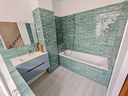 Location Maison 4 pièces 80m² LILLE 59000 - Photo 4