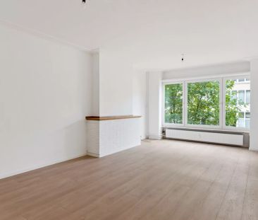 Licht en ruimte in het hart van Antwerpen 1 slaapkamer appartement - Photo 4