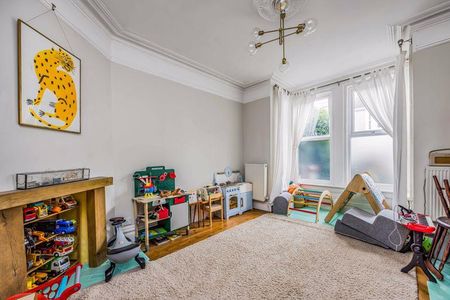 3 bedroom terraced house to rent - Photo 3