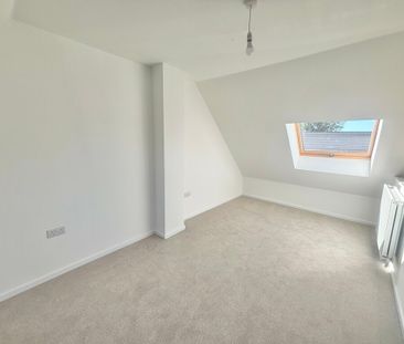 Cwrt Y Brenin, Swansea Road, Swansea - Photo 5