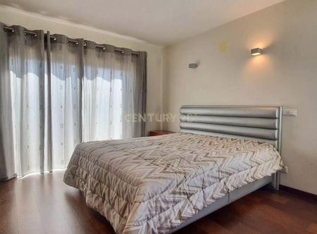 Nazaré, Leiria - Photo 2