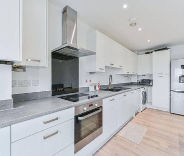 2 bedroom flat to rent - Photo 6