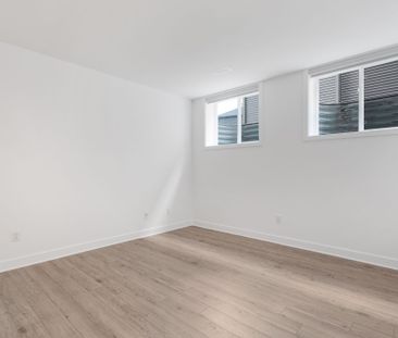 For Lease - 802 Ninaatik Place Unit# B, Blossom Park - Airport and ... - Photo 1