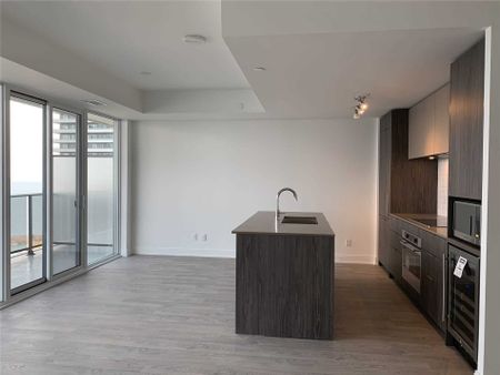 For Lease - 70 Annie Craig Drive Unit# 3705, Toronto, Ontario - Photo 5