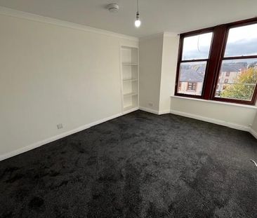 3 bedroom flat to rent - Photo 6