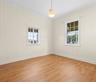 4 Bedroom Family Home - Photo 3