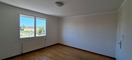 Location Maison 7 pièces 130m² GORGES 44190 - Photo 4