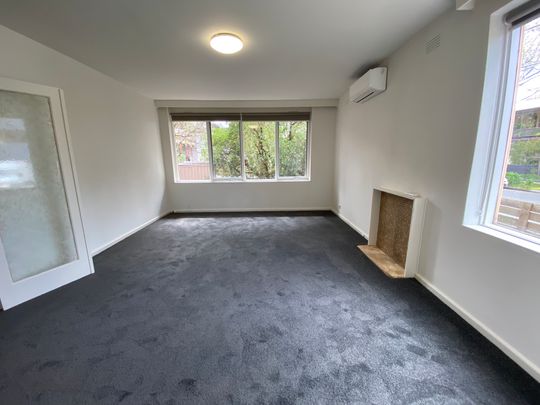 1 / 11 Crimea St, St Kilda - Photo 1