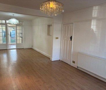 3 bedroom terraced house to rent - Photo 1