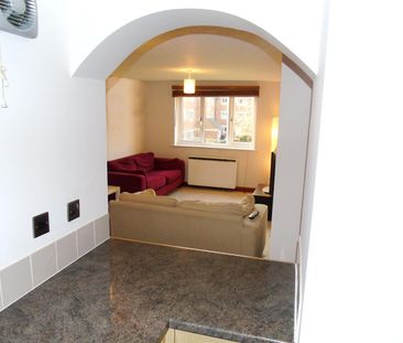 Chiswell Court, Watford - Photo 1