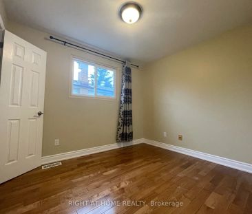 165 Angus Drive #Upper - Photo 3