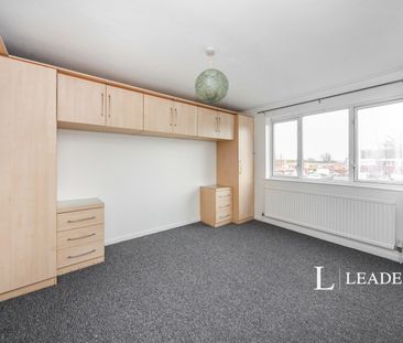 6 bedroom house to rent Elm Park Close, Houghton Regis, Dunstable, LU5 - Photo 4