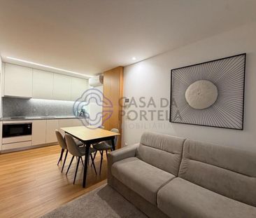 Apartamento em Liceu - Paço do Rei, Mafamude - Photo 1