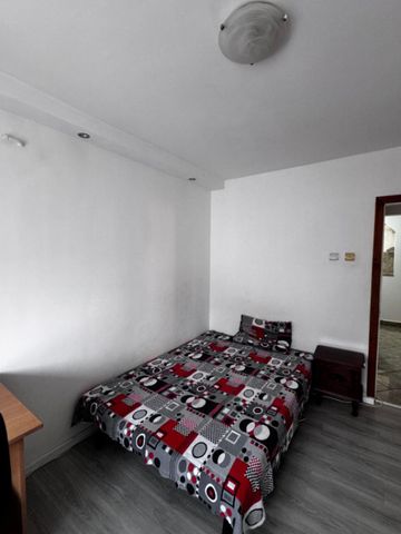 Apartament 3 camere, 71 mp, zona Lapus - Fotografie 5