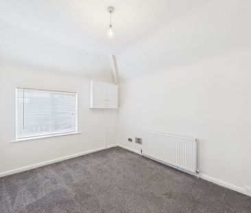 2 Bedroom - Photo 3