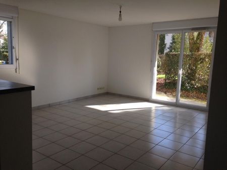 location Appartement T3 DE 60.27m² À PESSAC - Photo 3