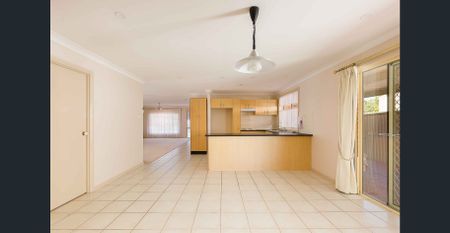 Convenient & Inviting Family Home - Photo 4