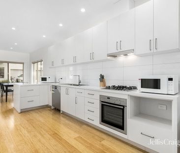 Three Bedroom Townhouse - Photo 1