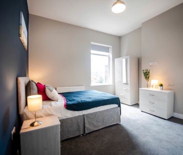 Spacious Rooms - Great Location - Photo 4