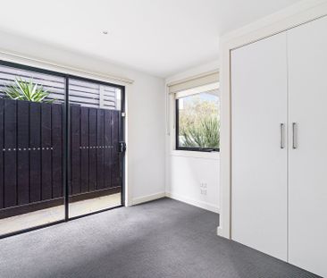 A place to call home! - White goods included. - Photo 2