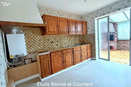 À LOUER - Maison bel étage quartier Barrière rouge Cette maison bel étage semi mitoyenne d'... - Photo 5