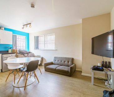 1 bedroom flat to rent - Photo 5