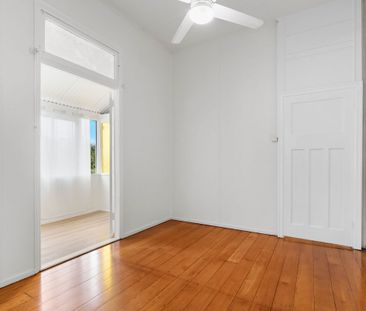 Charming Character Home in Blue-Chip East Brisbane - Photo 2