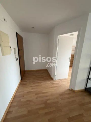 Apartamento en alquiler en Zona Pueblo - Photo 2