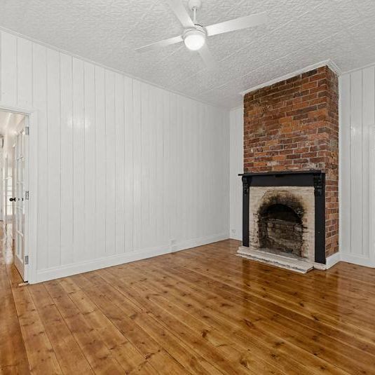 Central Bendigo Living - Renovated Home with Character and Space - Photo 1