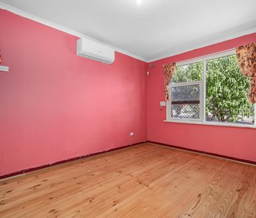 🏡 Comfortable Family Home in a Quiet Gilles Plains Location 🌿 - Photo 6