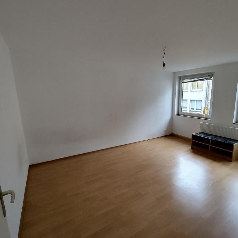 Mittendrin, statt nur dabei! Zentrale 2-Zimmer-Wohnung in Darmstadt! - Foto 1