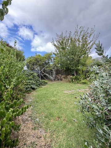 MOUNT EDEN, 2 BEDROOMS - Photo 3