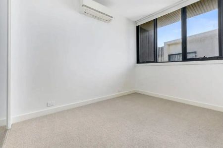 52 Kokoda Place, Mordialloc VIC 3195 - Photo 4