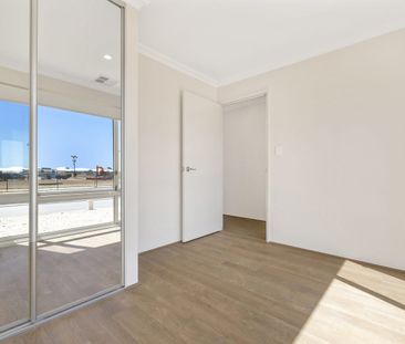 NEWLY BUILT FAMILY HOME - Photo 3