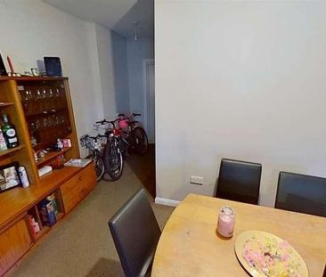 Hale End Road, Highams, IG8 - Photo 4