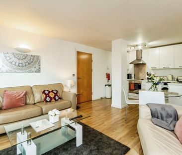 Marco Island, City Centre, NG1, Nottingham - Photo 2