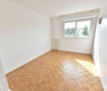 Location appartement 4 pièces, 105.06m², Le Plessis-Robinson - Photo 4