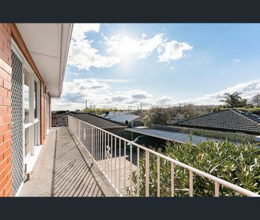 11/133 Booran Road, Caulfield South, Vic 3162 - Photo 3