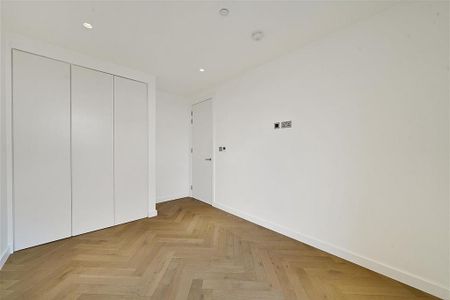 3 bedroom flat to rent - Photo 2
