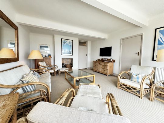 4 Bedroom Apartment - Ground Floor - Photo 1