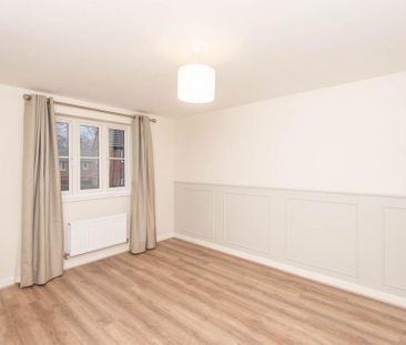 3 bedroom semi-detached house to rent - Photo 3