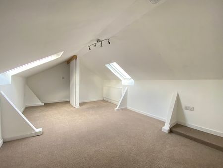 Hilland Drive, Bishopston, Swansea, SA3 - Photo 2