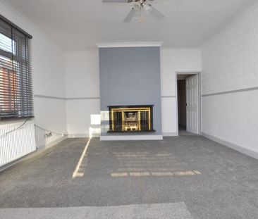 2 bedroom bungalow to rent - Photo 1