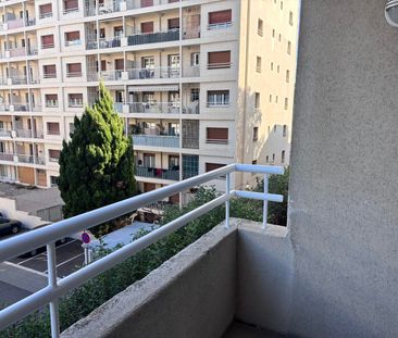 Location appartement Marseille 8ème (13008) - Photo 3