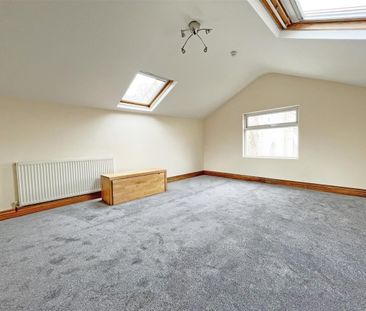 2 bedroom Duplex to rent - Photo 4